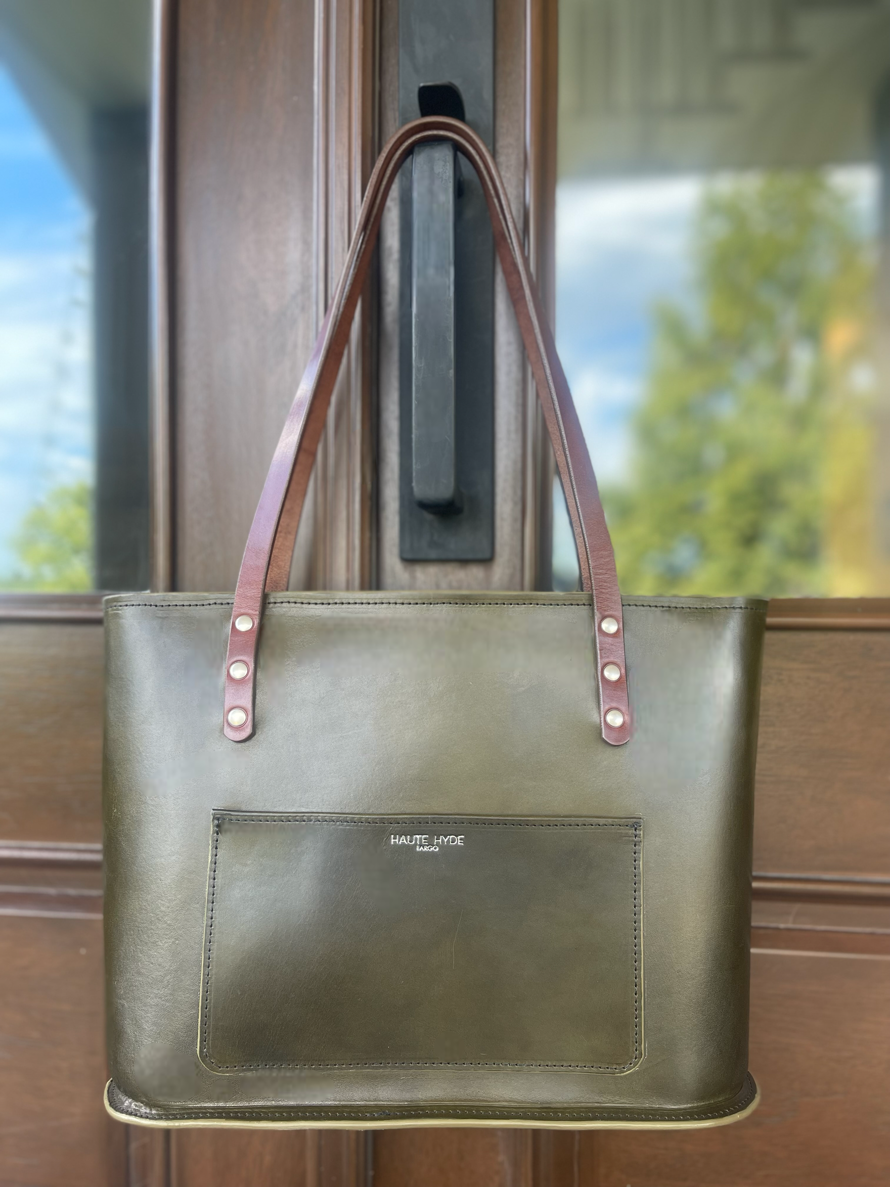 The Britt Zippered Tote- Harness Leather – Haute Hyde