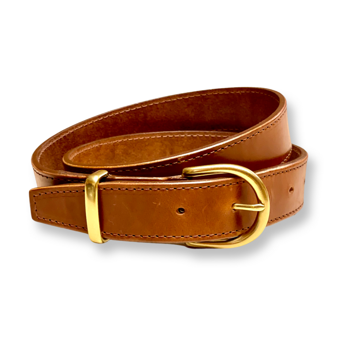 Belt with gold round buckle